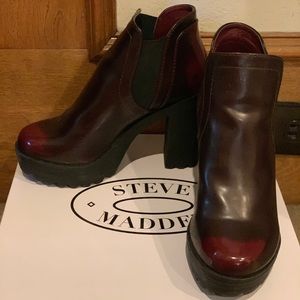 Steve Madden Dwell Burgundy Booties Size 7.0